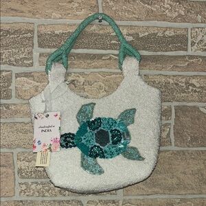 Beaded Turtle Design Handbag